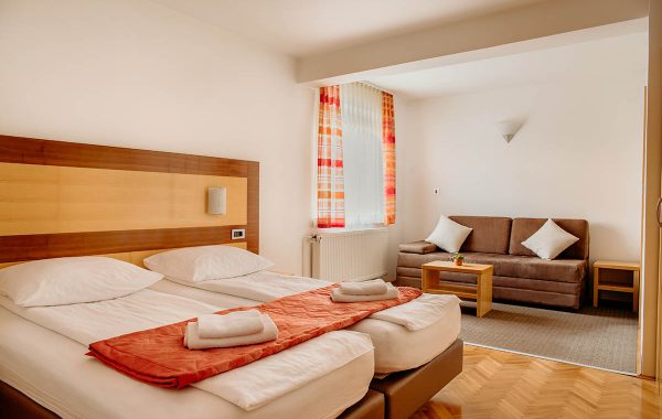 3-bedroom spacious suite Lake Hotel Bled